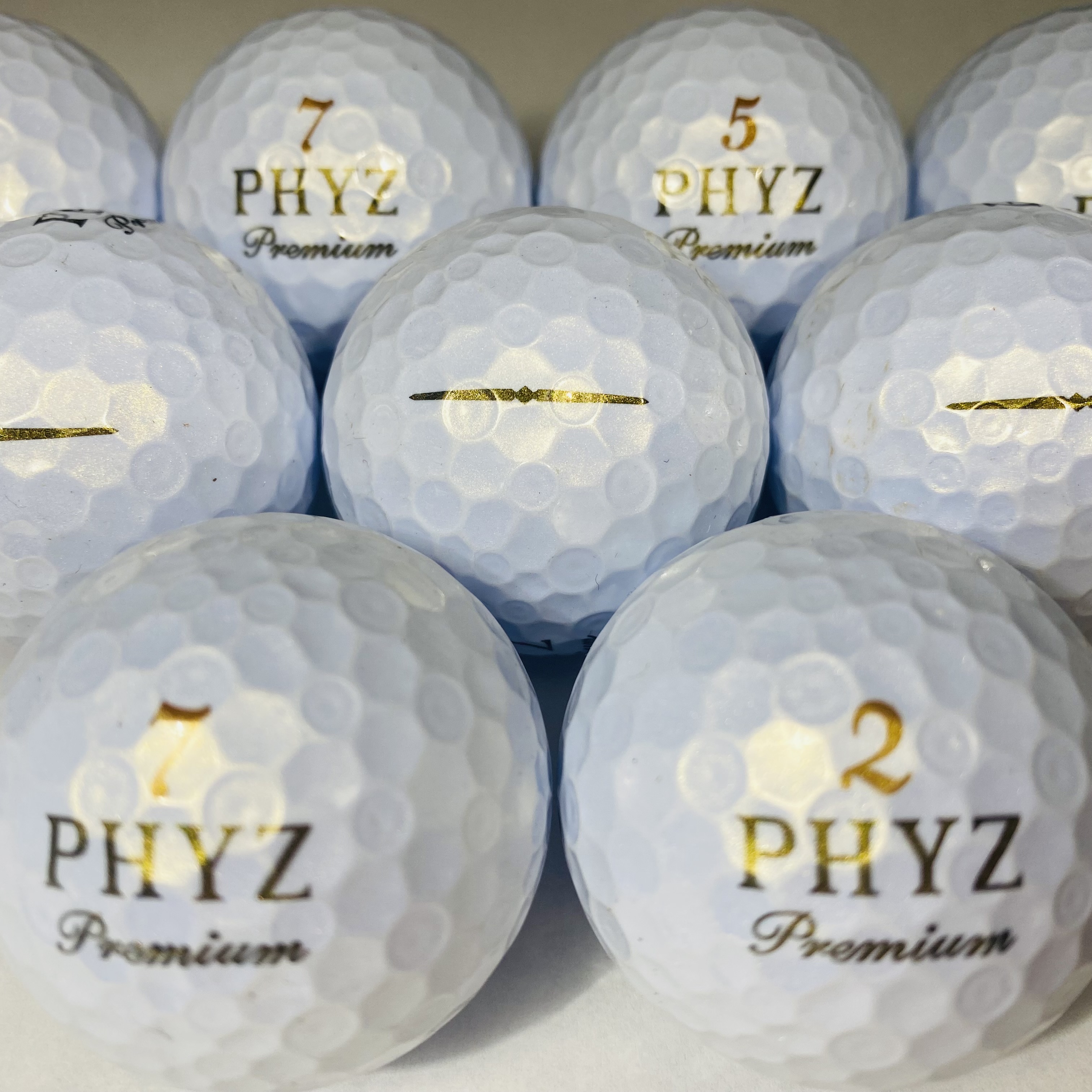 ブリヂストン PHYZ Premium GOLD PEARL ゴルフボール